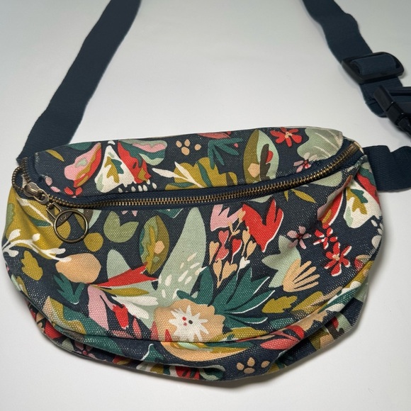 Danica Studio Handbags - Danica Studio Superbloom Cotton Hip Bag